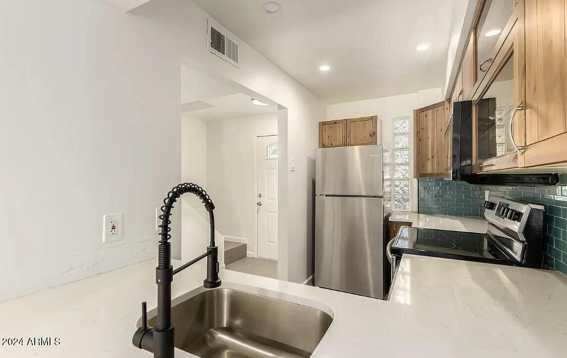 Property Photo:  7325 E Belleview Street 1001  AZ 85257 