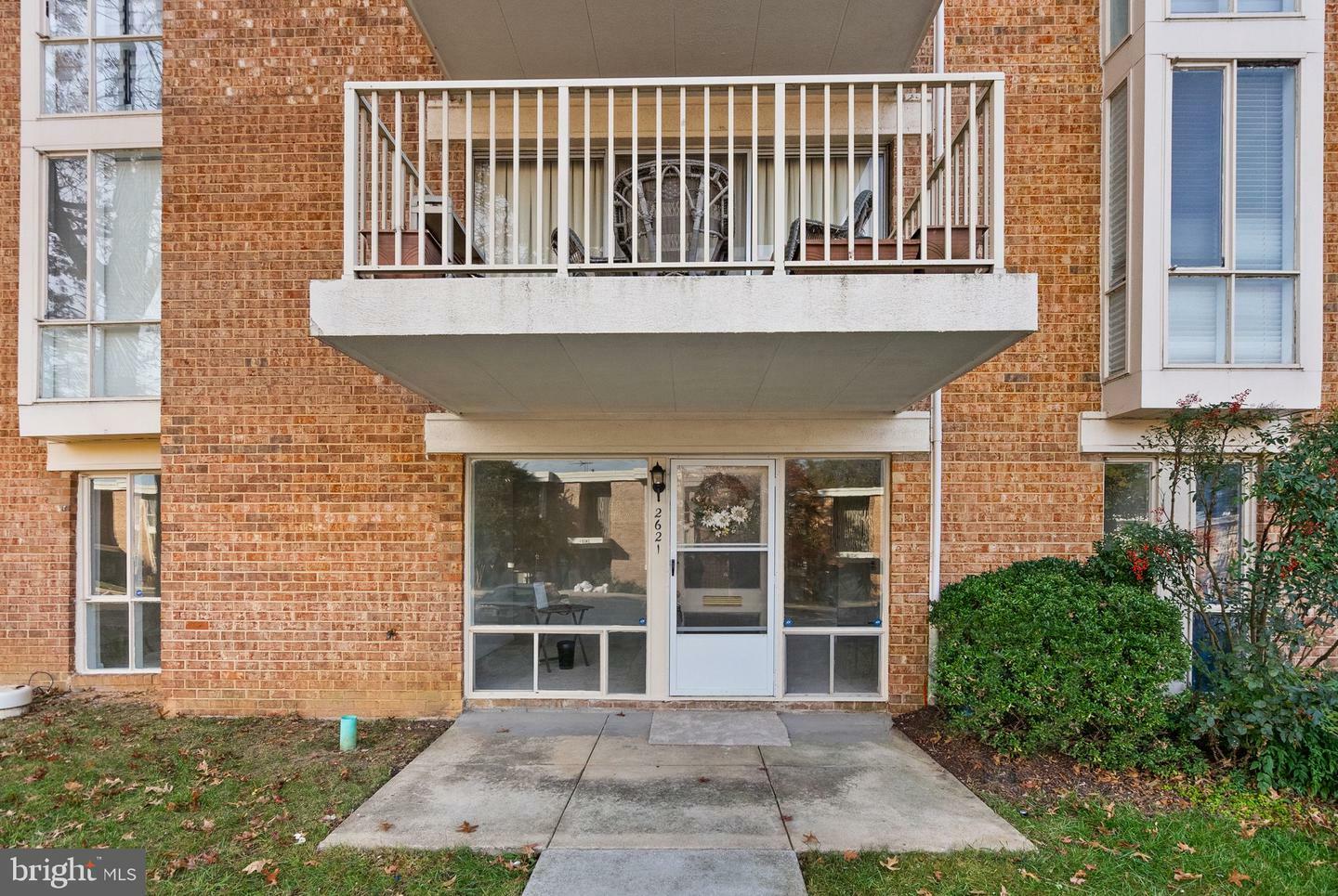 Property Photo: 2621 Fort Farnsworth Road 292 VA 22303