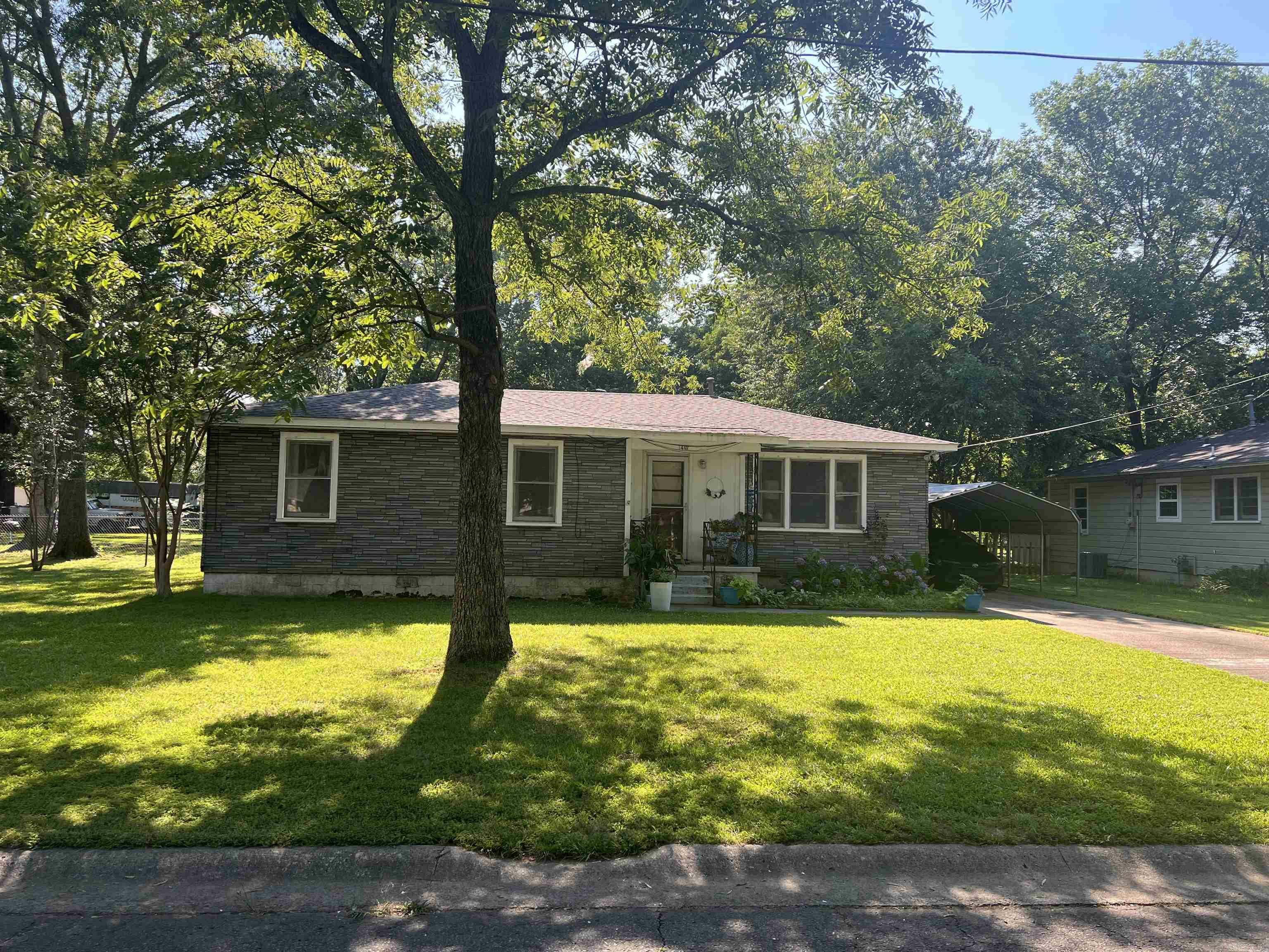 Property Photo:  1407 Watkins Street  AR 72034 