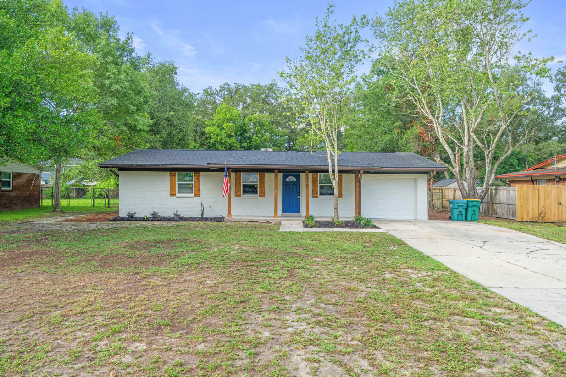 Property Photo:  114 Boyce Road  FL 32579 