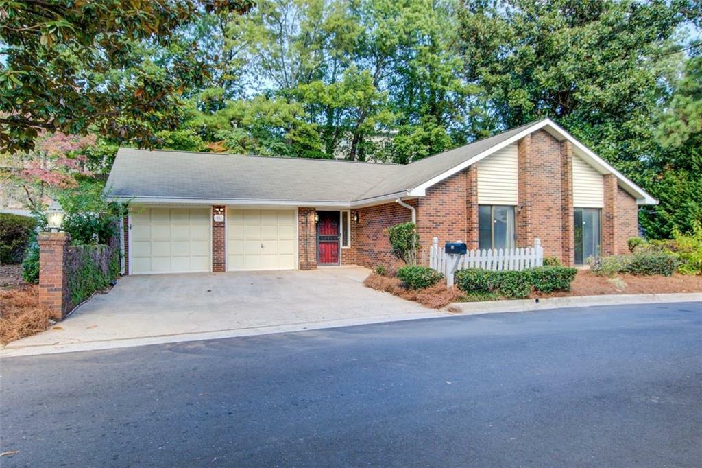 Property Photo: 93 Dunwoody Springs Drive GA 30328