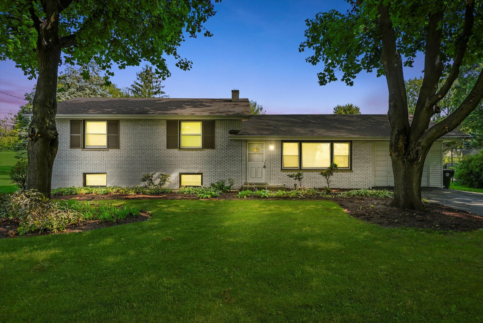 Property Photo:  27W102 48th Street  IL 60563 