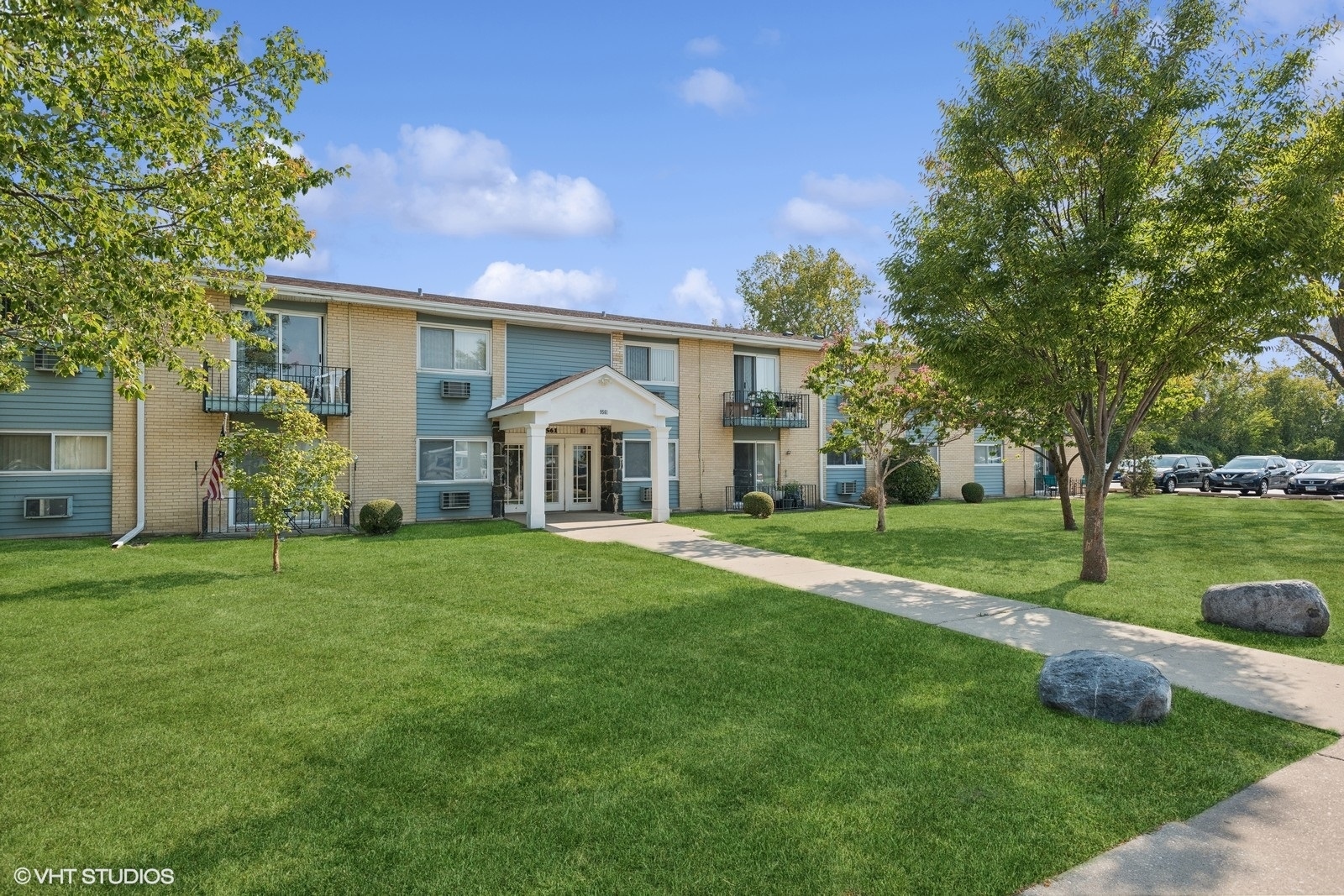 Property Photo:  9561 Dee Road 2G  IL 60016 