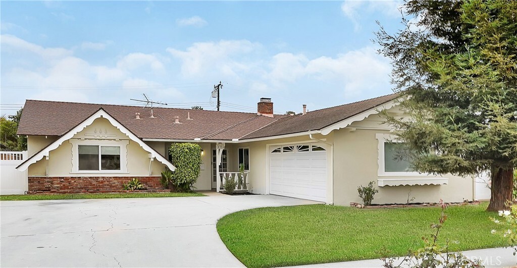 18324 Basswood Street  Fountain Valley CA 92708 photo