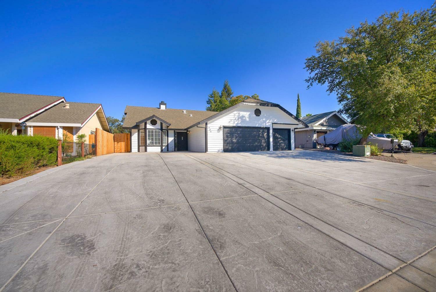 Property Photo:  539 Roseville Ridge Court  CA 95661 