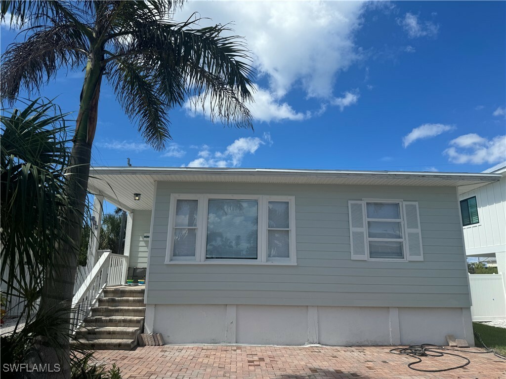 159 Pearl Street  Fort Myers Beach FL 33931 photo