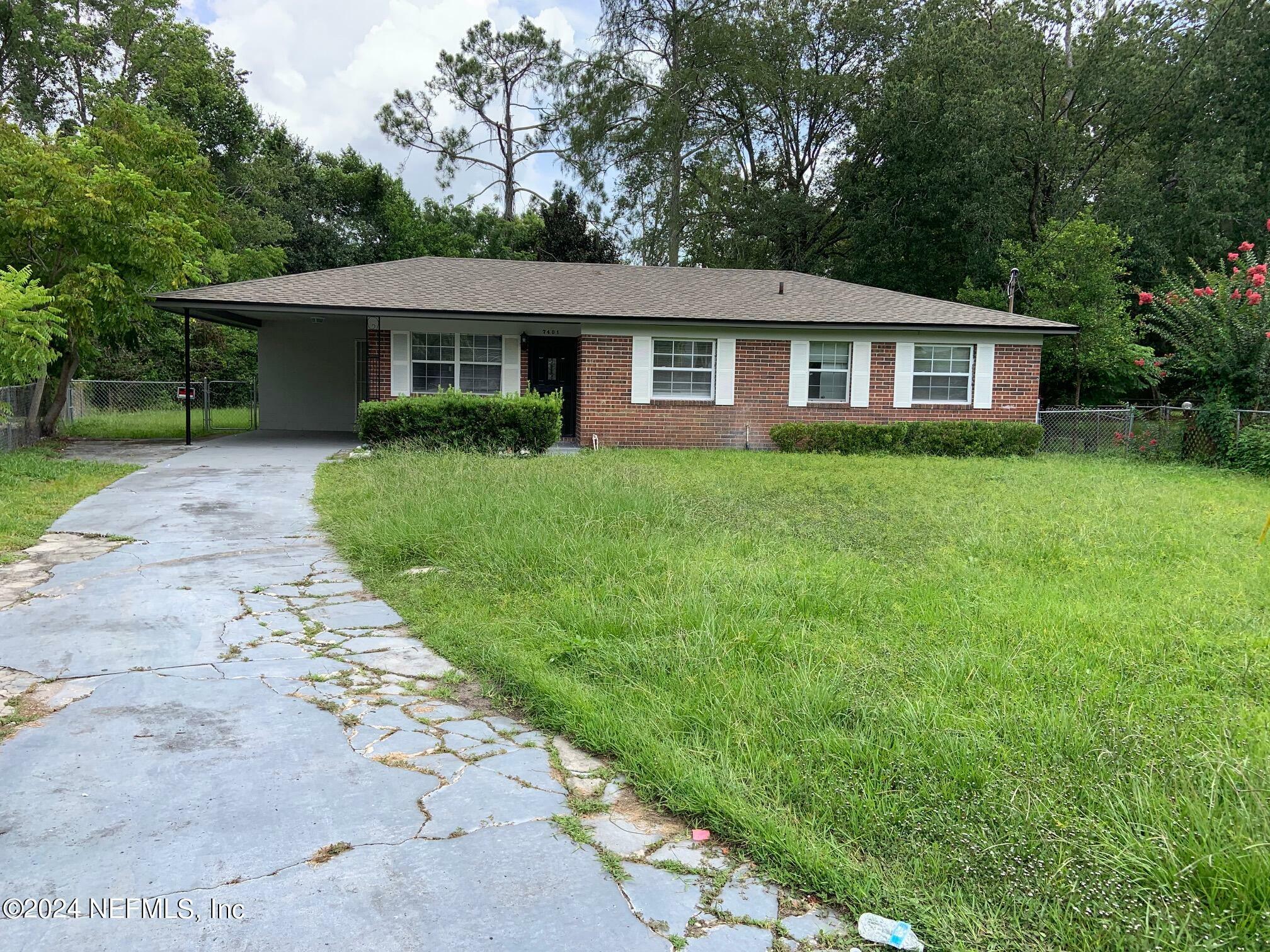 Property Photo:  7401 Jade Drive N  FL 32210 