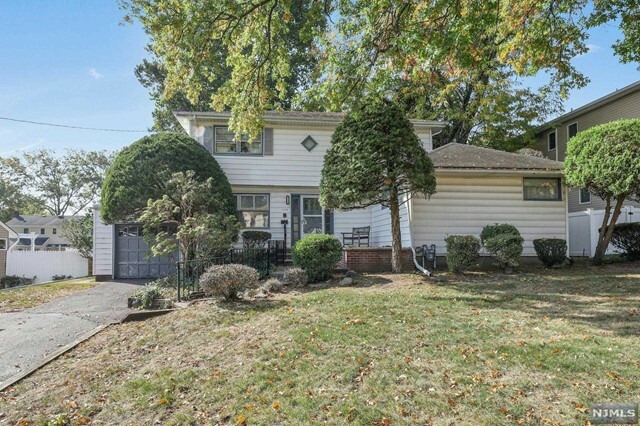 Property Photo: 234 Vivien Court NJ 07652