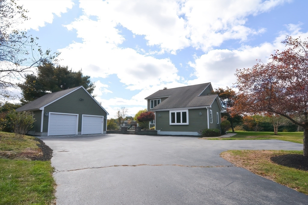 Property Photo: 95 Mendon St MA 01568