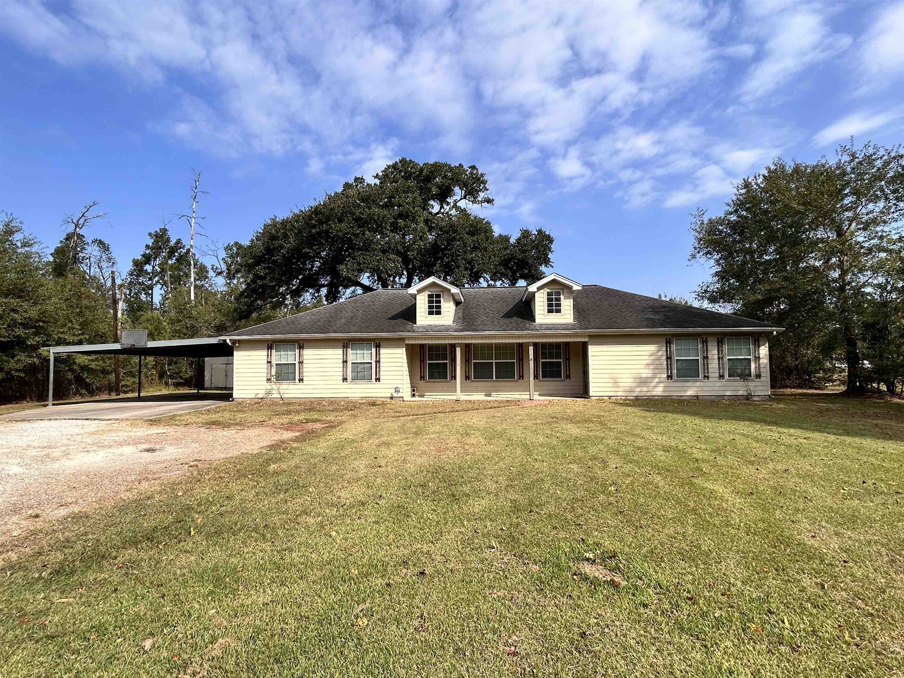 Property Photo:  495 E Tram Rd.  TX 77622 