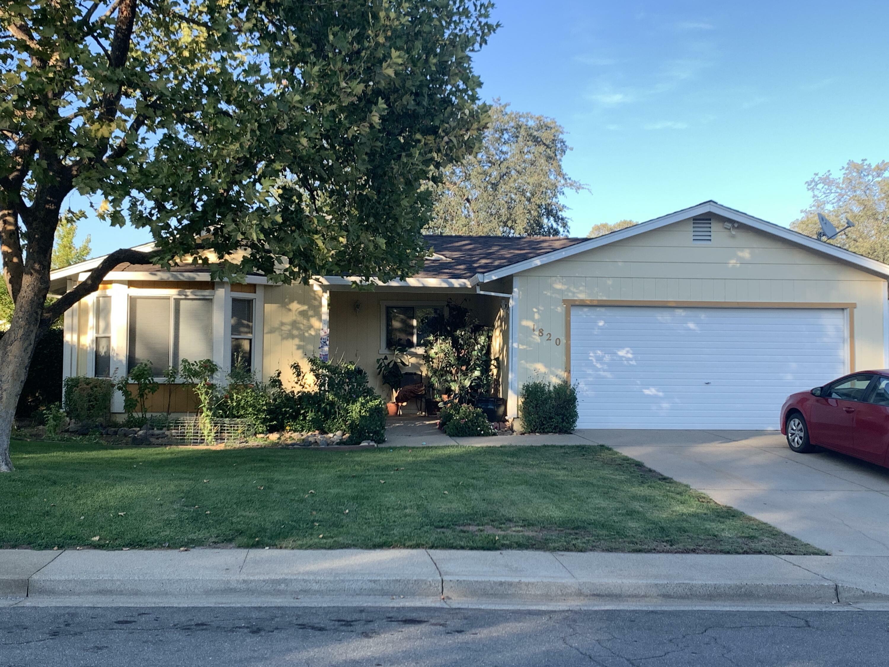 Property Photo:  1820 Dakota Way  CA 96003 