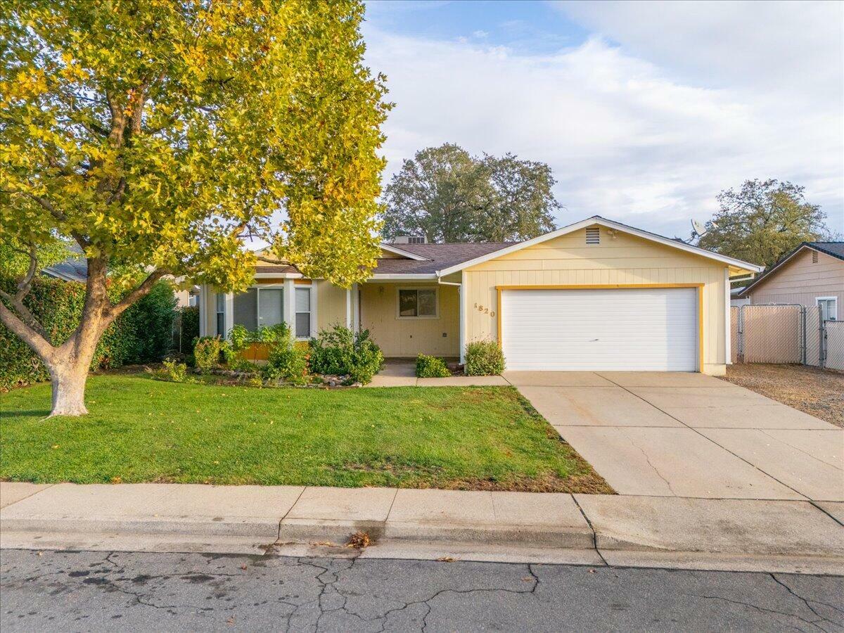 Property Photo:  1820 Dakota Way  CA 96003 