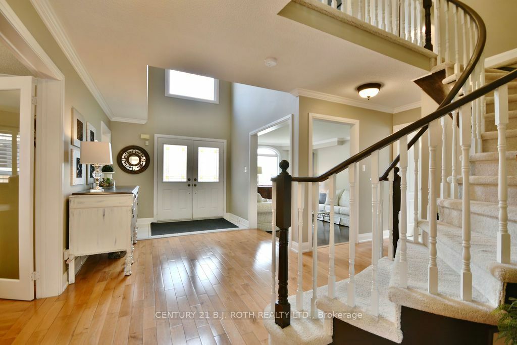 Property Photo:  79 Maclaren Ave  ON L4N 7H3 