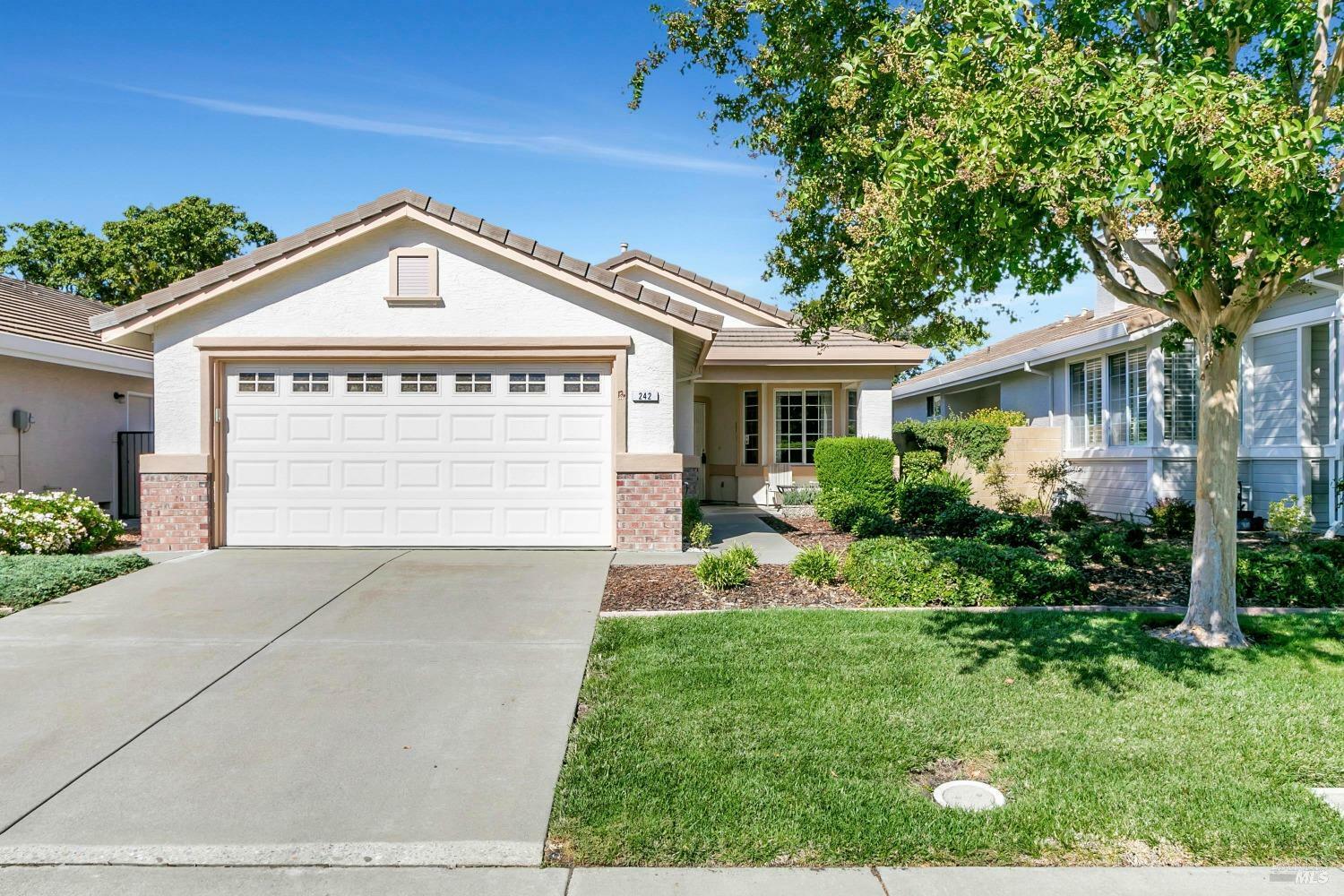 Property Photo:  242 Bartlett Lane  CA 95687 