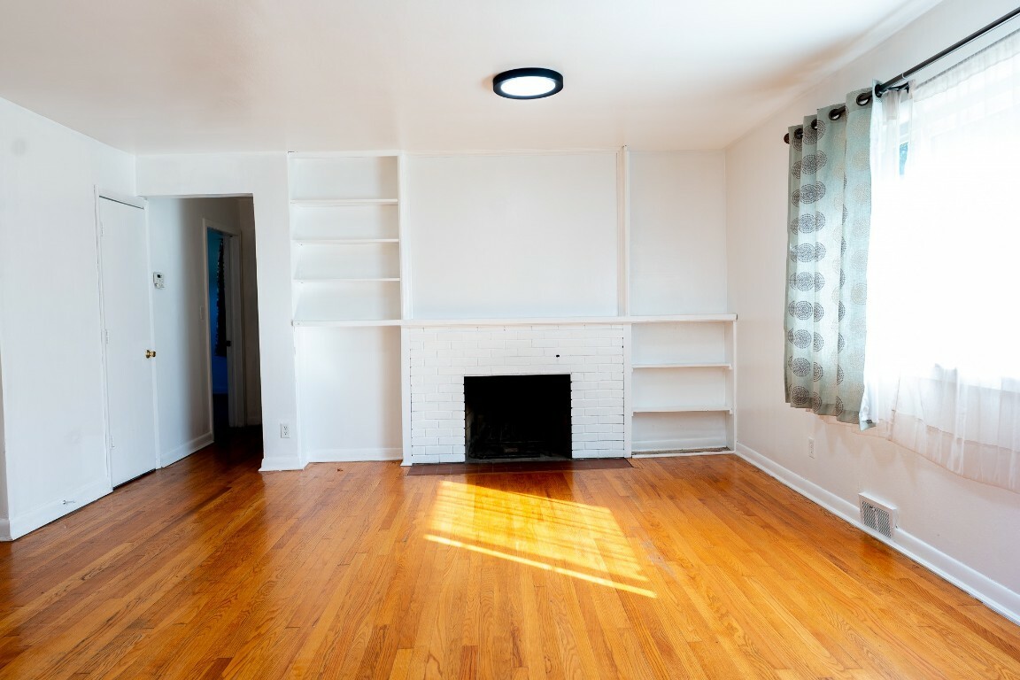 Property Photo:  3516 Stratford Drive  NY 13850 