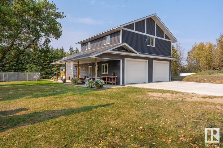 Property Photo: 63320 Rge Rd 454 AB T0A 2E0