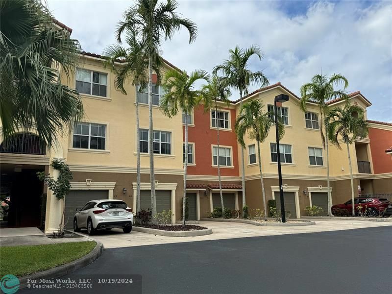 Property Photo: 4602 SW 160th Ave 516 FL 33027