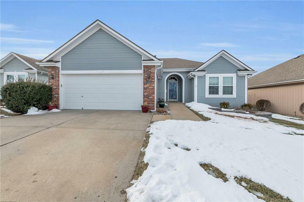 Property Photo: 7220 N Kensington Avenue MO 64119