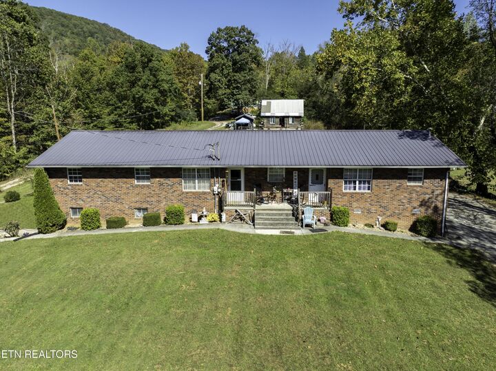 130 Big Springs Lane  Jacksboro TN 37757 photo