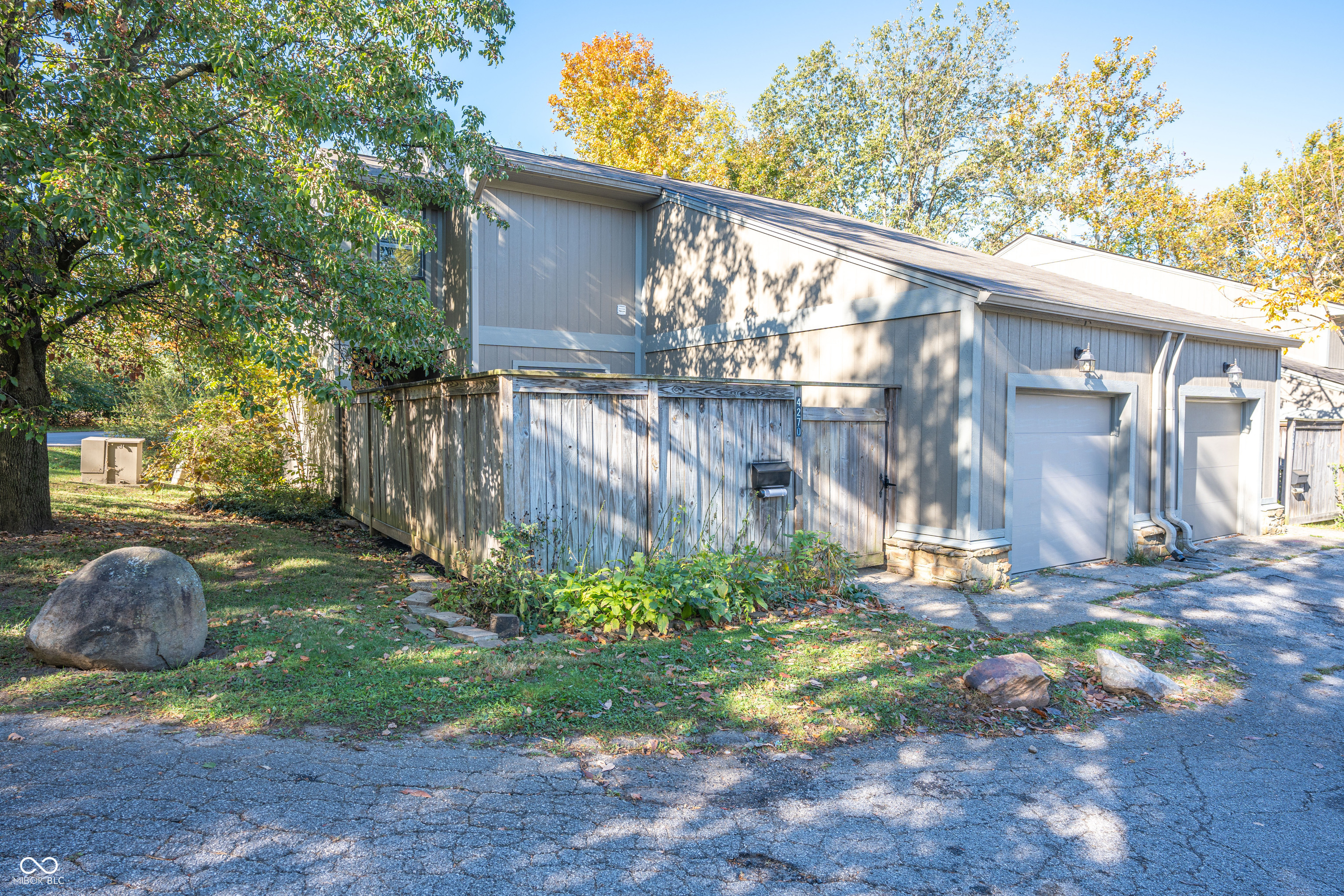 4270 Indian Pipe Trace  Indianapolis IN 46237 photo