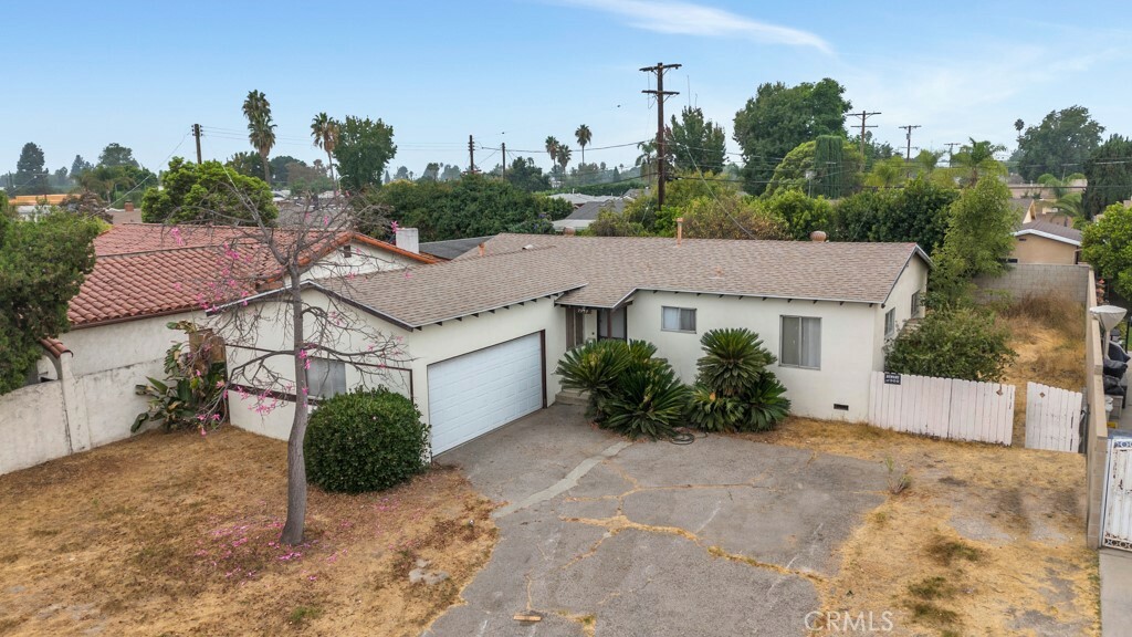 Property Photo:  7959 Longridge Avenue  CA 91605 