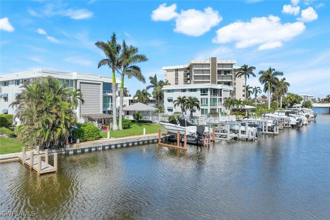 Property Photo:  2100 Gulf Shore Boulevard N 120  FL 34102 