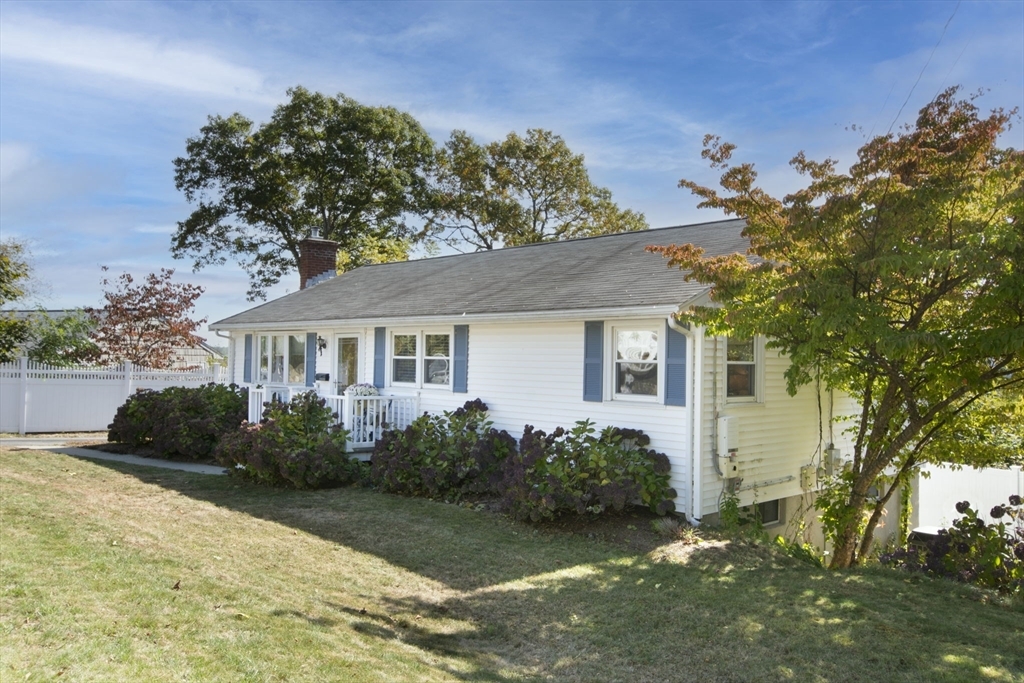 Property Photo:  41 Roundtop Rd  MA 01752 