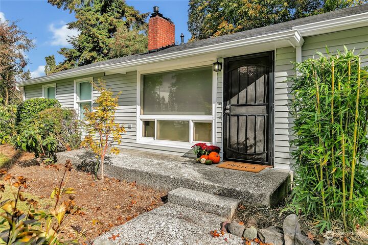 Property Photo: 14610 S 24th Avenue WA 98168