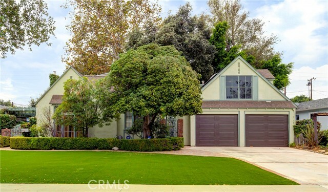 Property Photo:  2308 Oakmont Avenue  CA 92706 