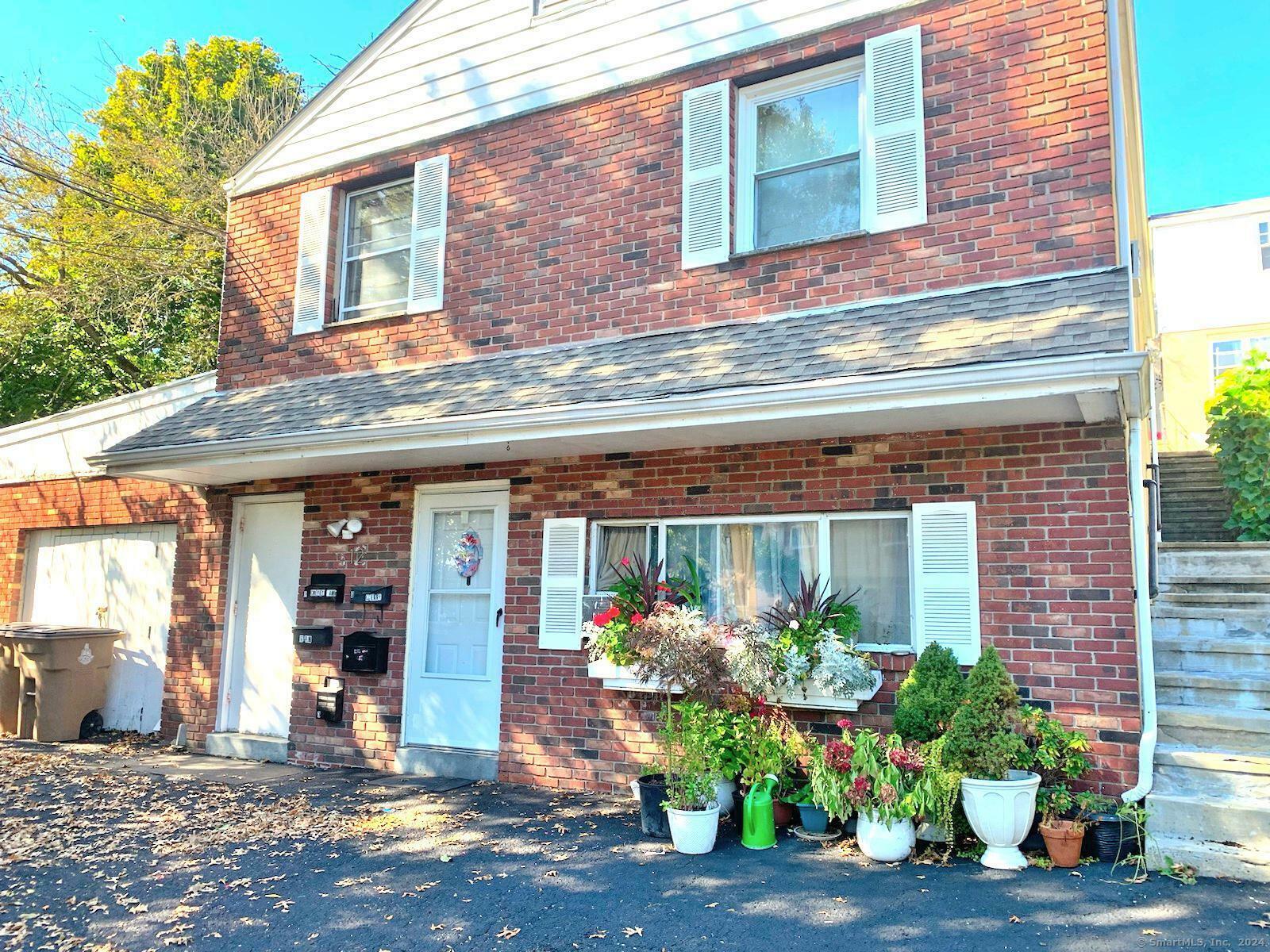 Property Photo:  12 Columbus Place  CT 06907 