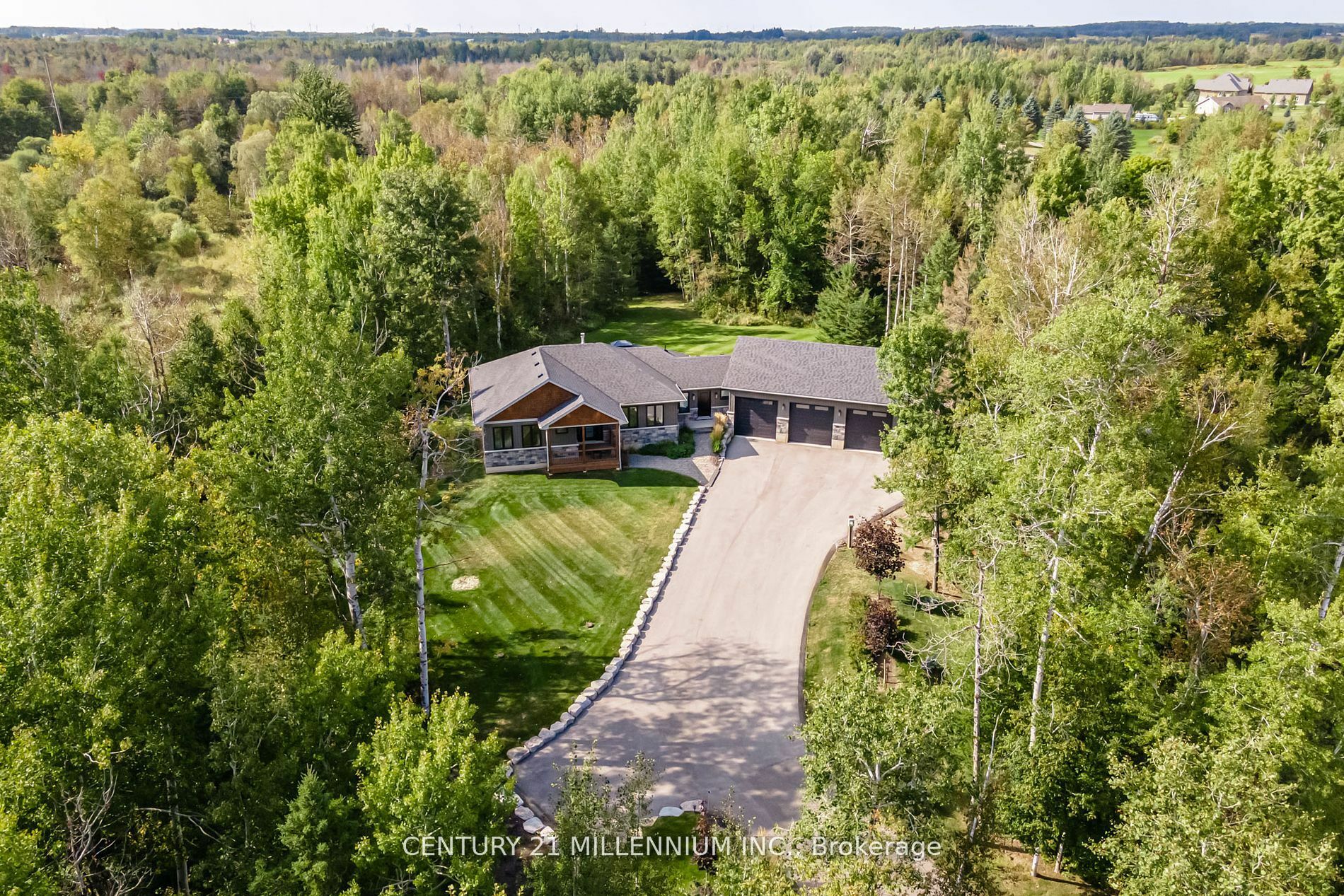 Photo de la propriété:  474432 County Rd 11  ON L9W 0R5 