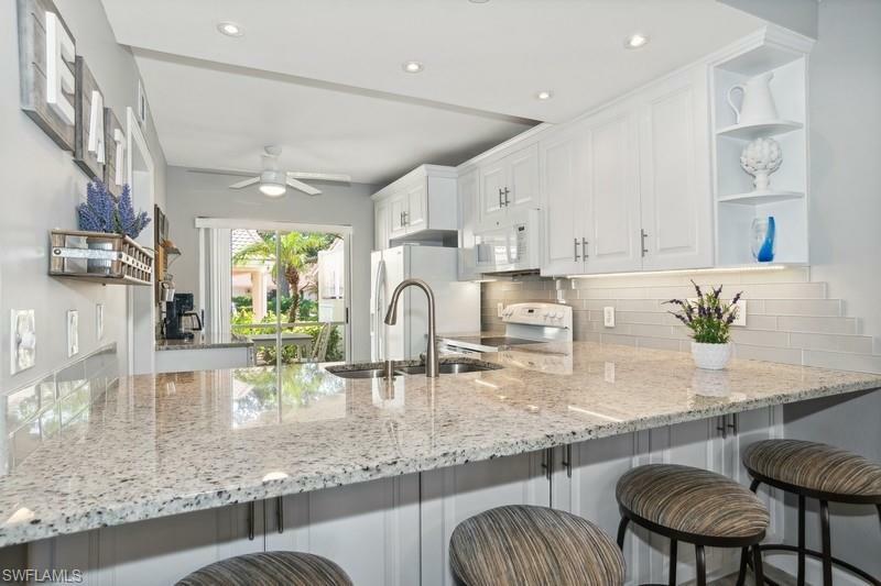 Property Photo:  2372 Hidden Lake Dr 803  FL 34112 