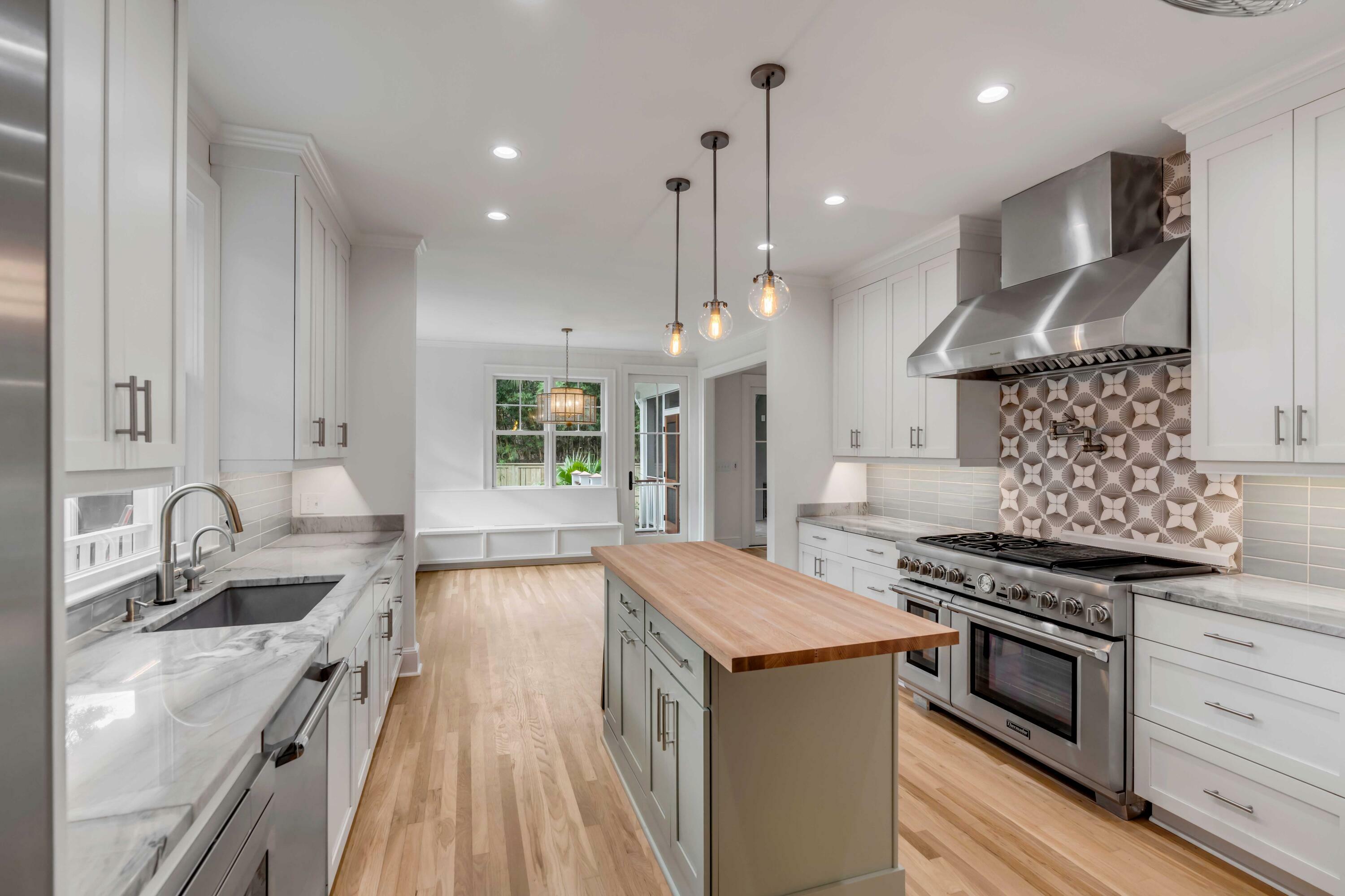 Property Photo: 517 Royall Avenue SC 29464