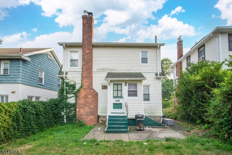 Property Photo:  93 Lindsley Ave  NJ 07052 