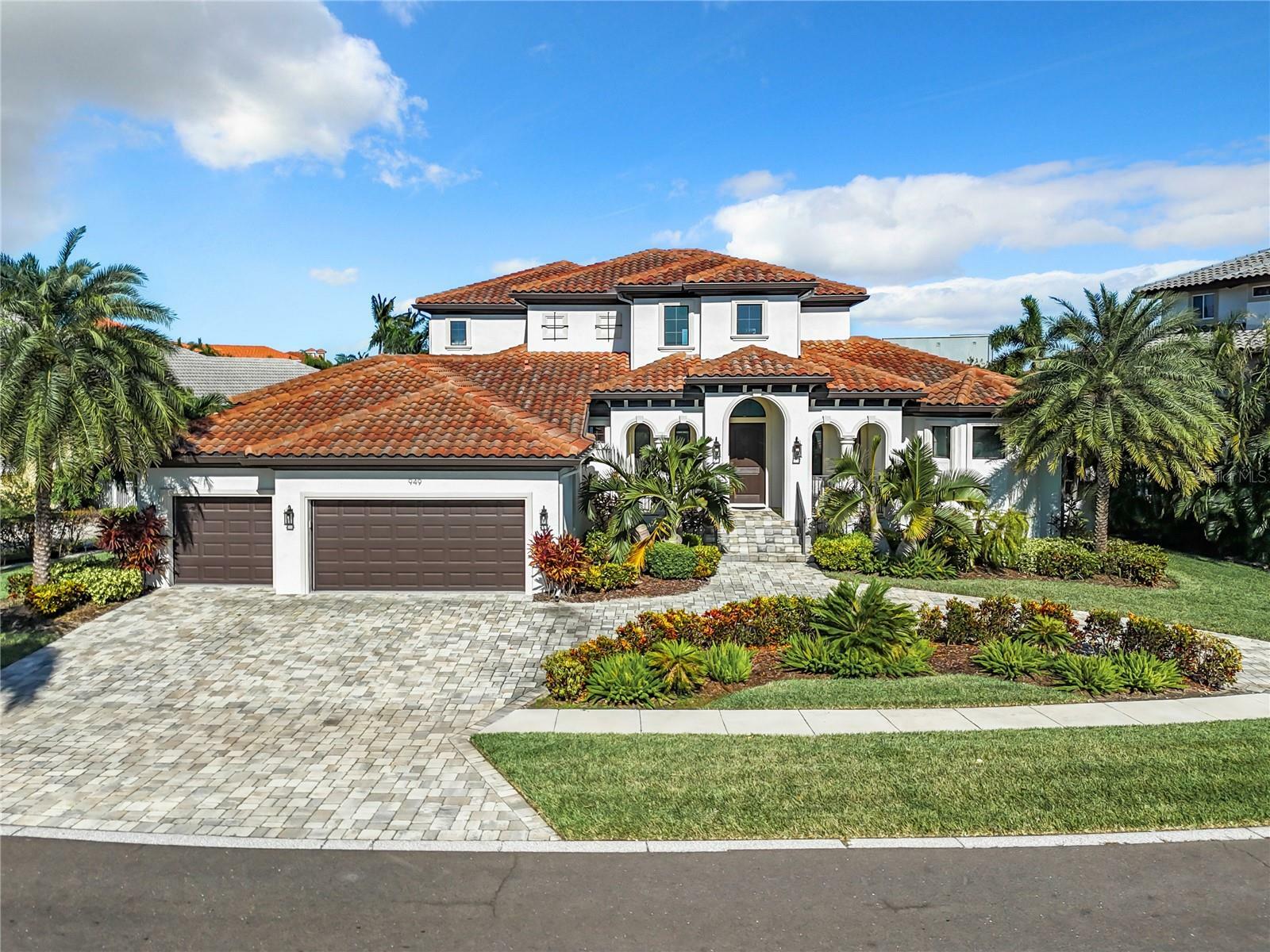 Property Photo:  949 Symphony Isles Boulevard  FL 33572 