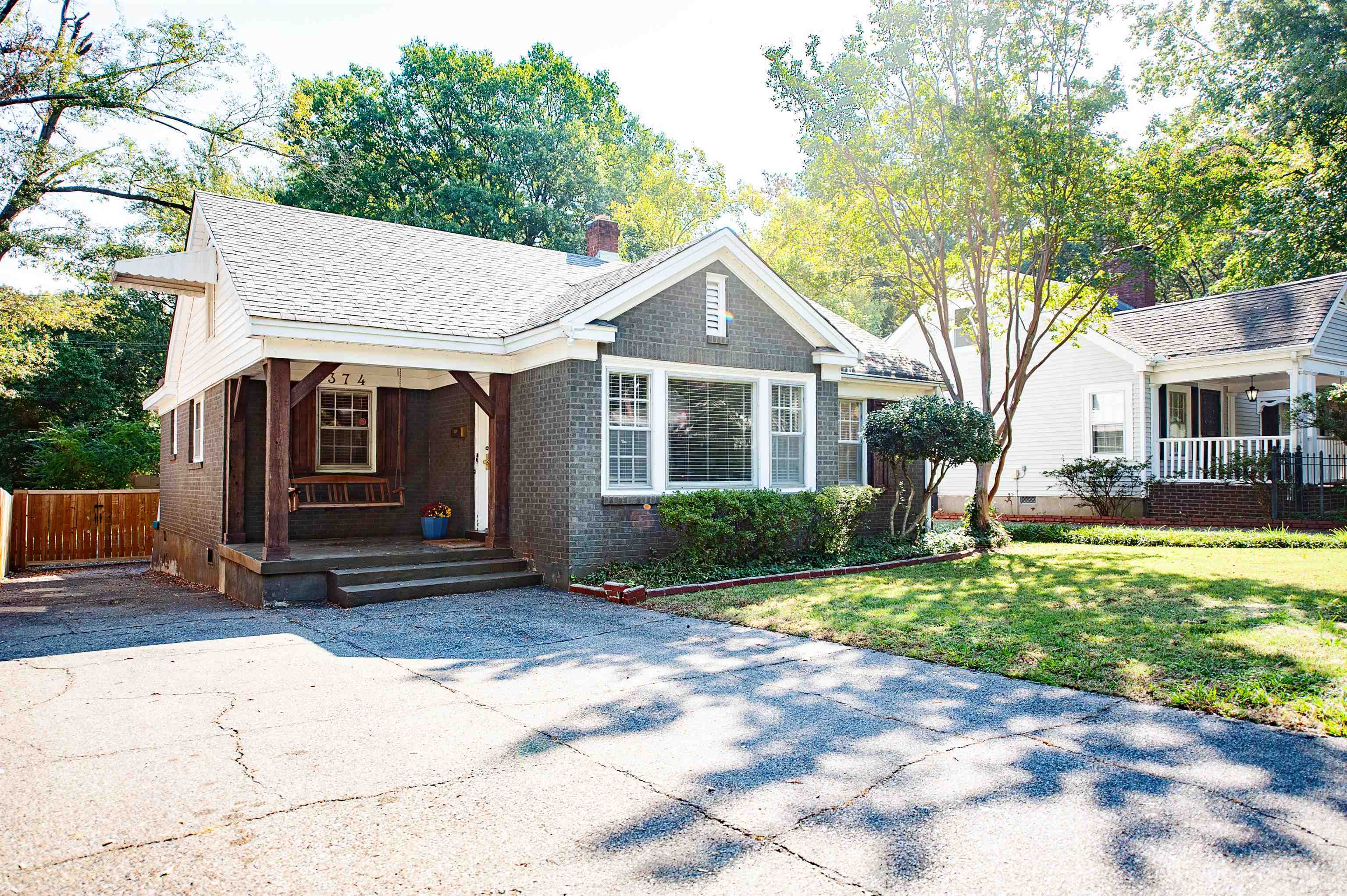 Property Photo:  374 Alexander St  TN 38111 