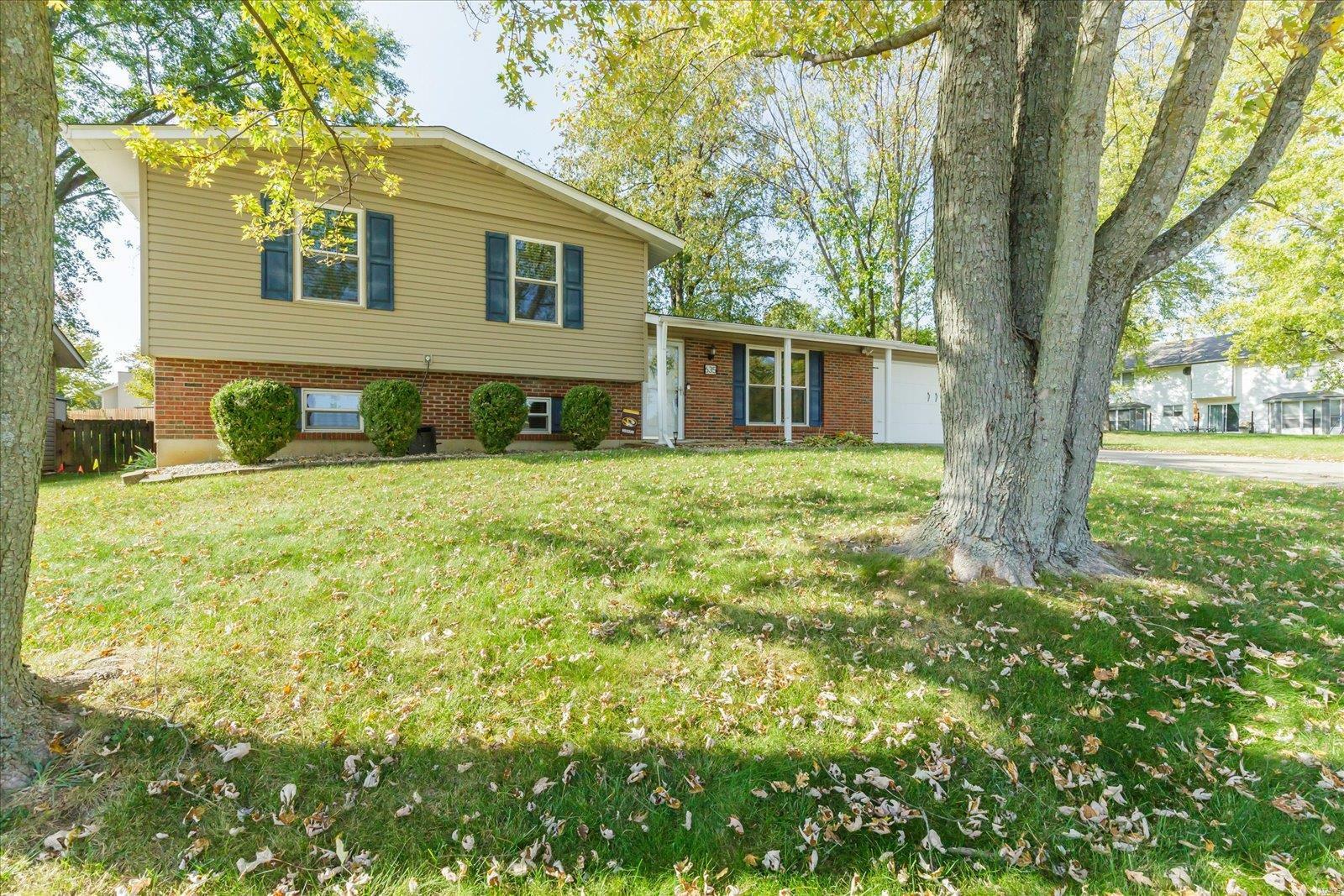 Property Photo:  635 Country Lake Drive  MO 63376 