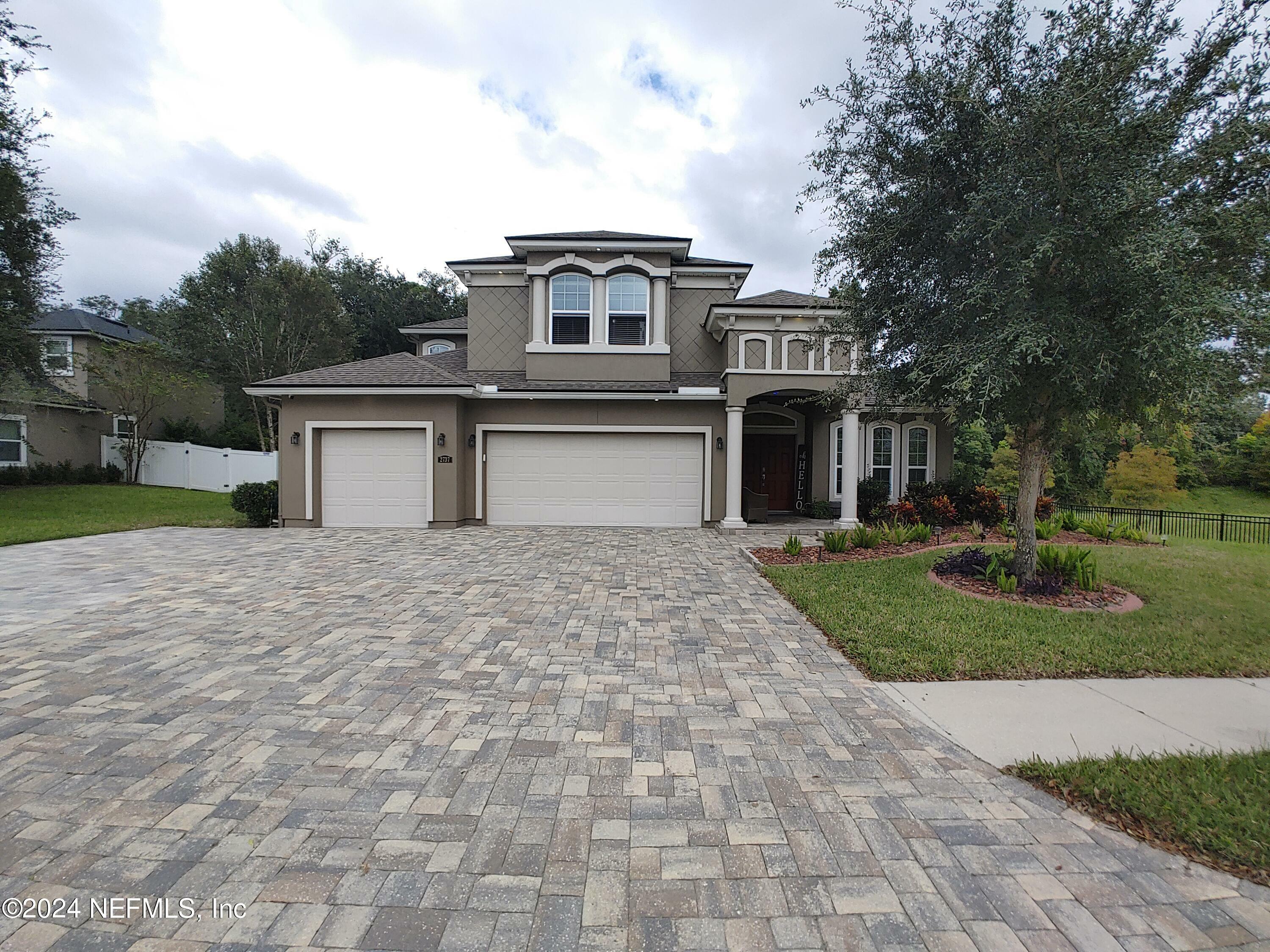 Property Photo:  2737 Chapman Oak Drive  FL 32257 