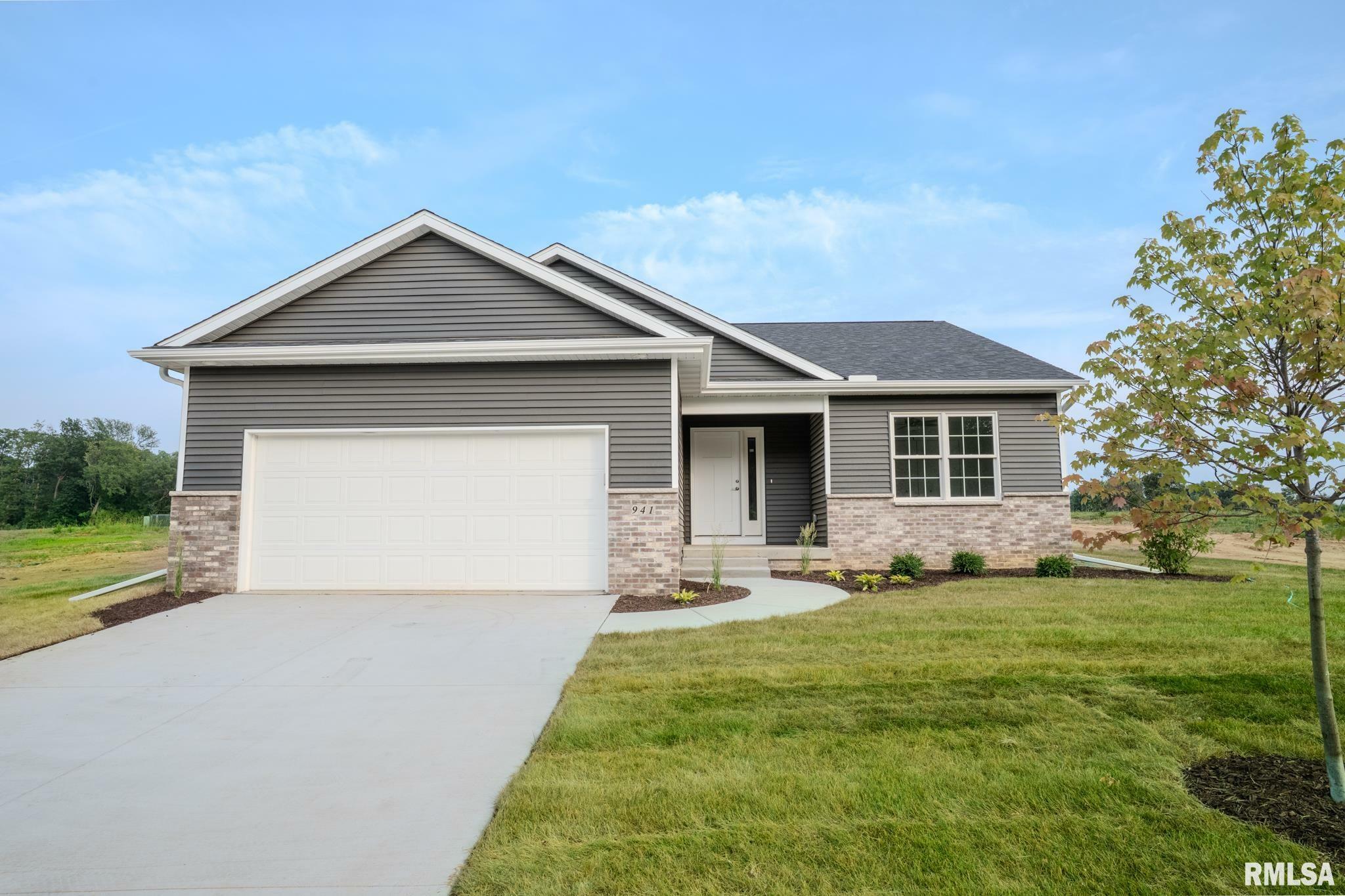 Property Photo: 941 9th Avenue North IA 52732