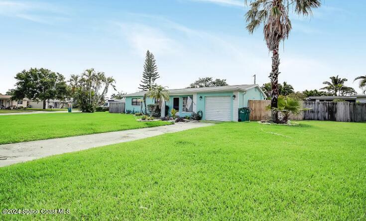 Property Photo:  461 2nd Avenue  FL 32937 