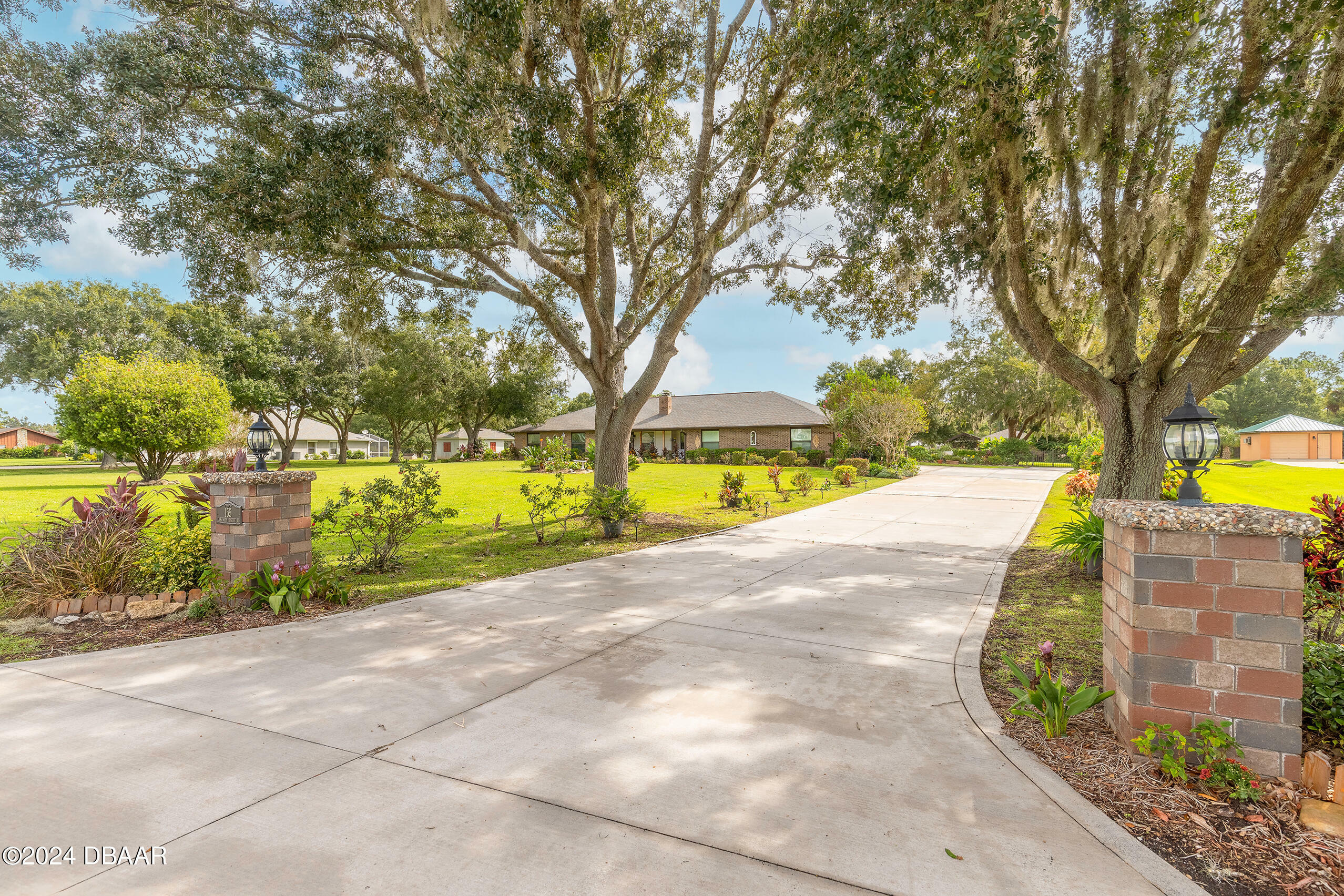 Property Photo:  155 Lakeside Drive W  FL 32128 