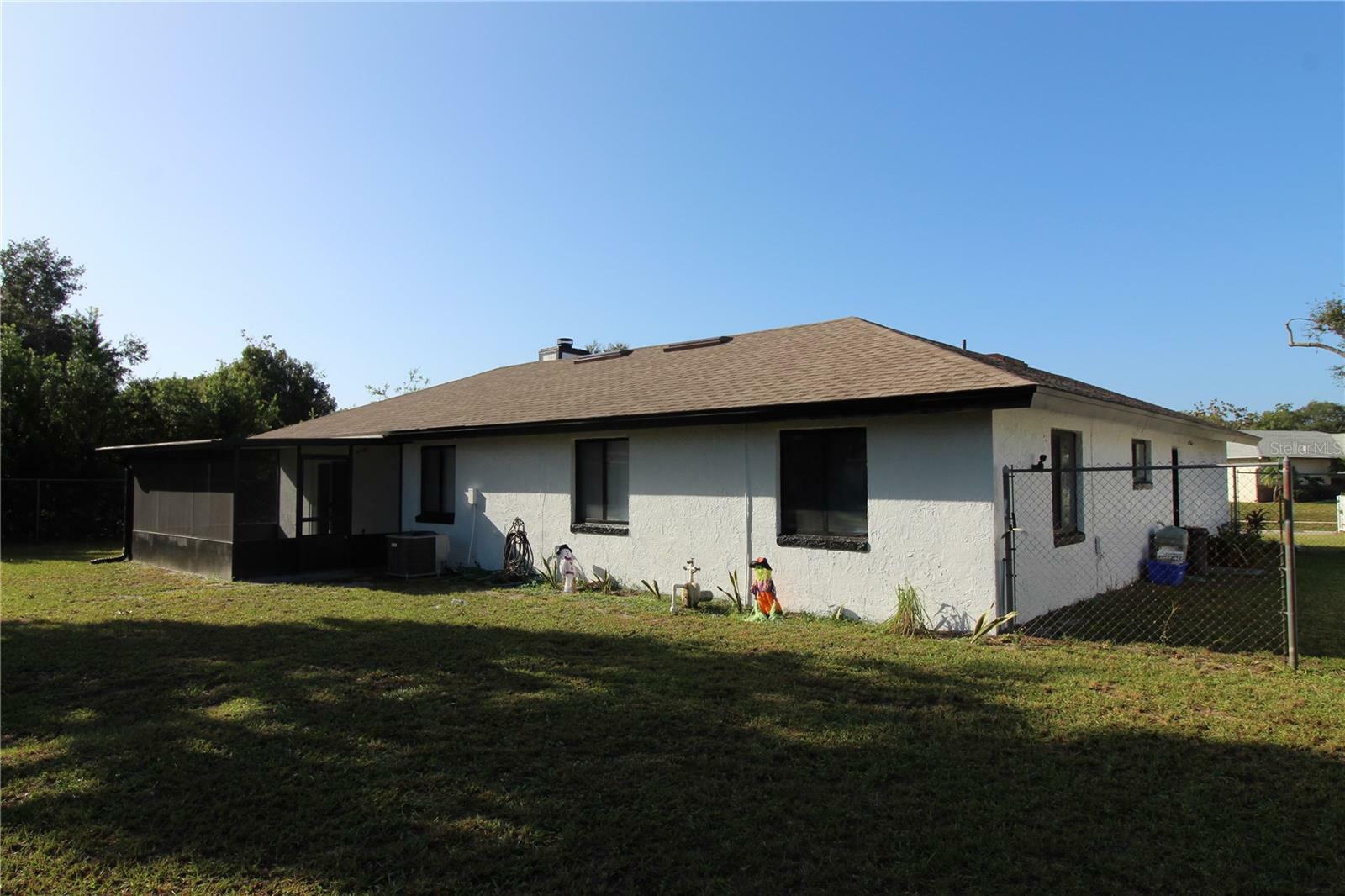 Property Photo:  1052 Manchester Circle  FL 32792 