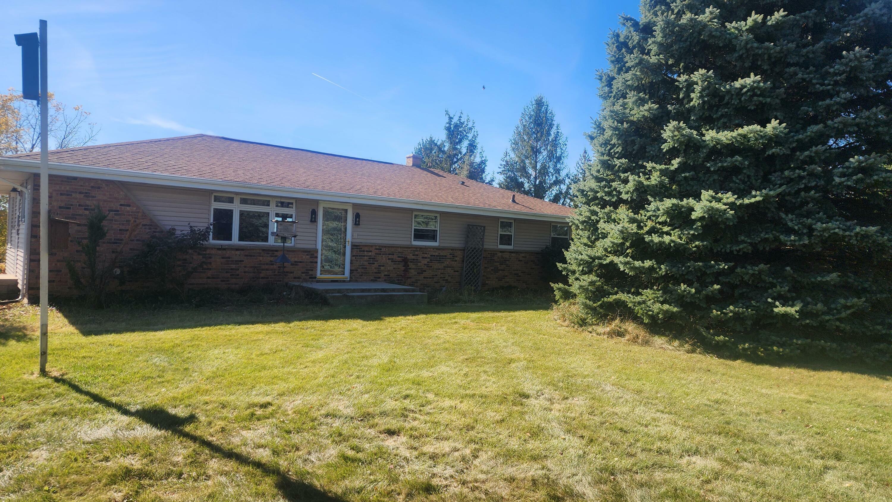 Property Photo: W8001 Center Rd WI 53023