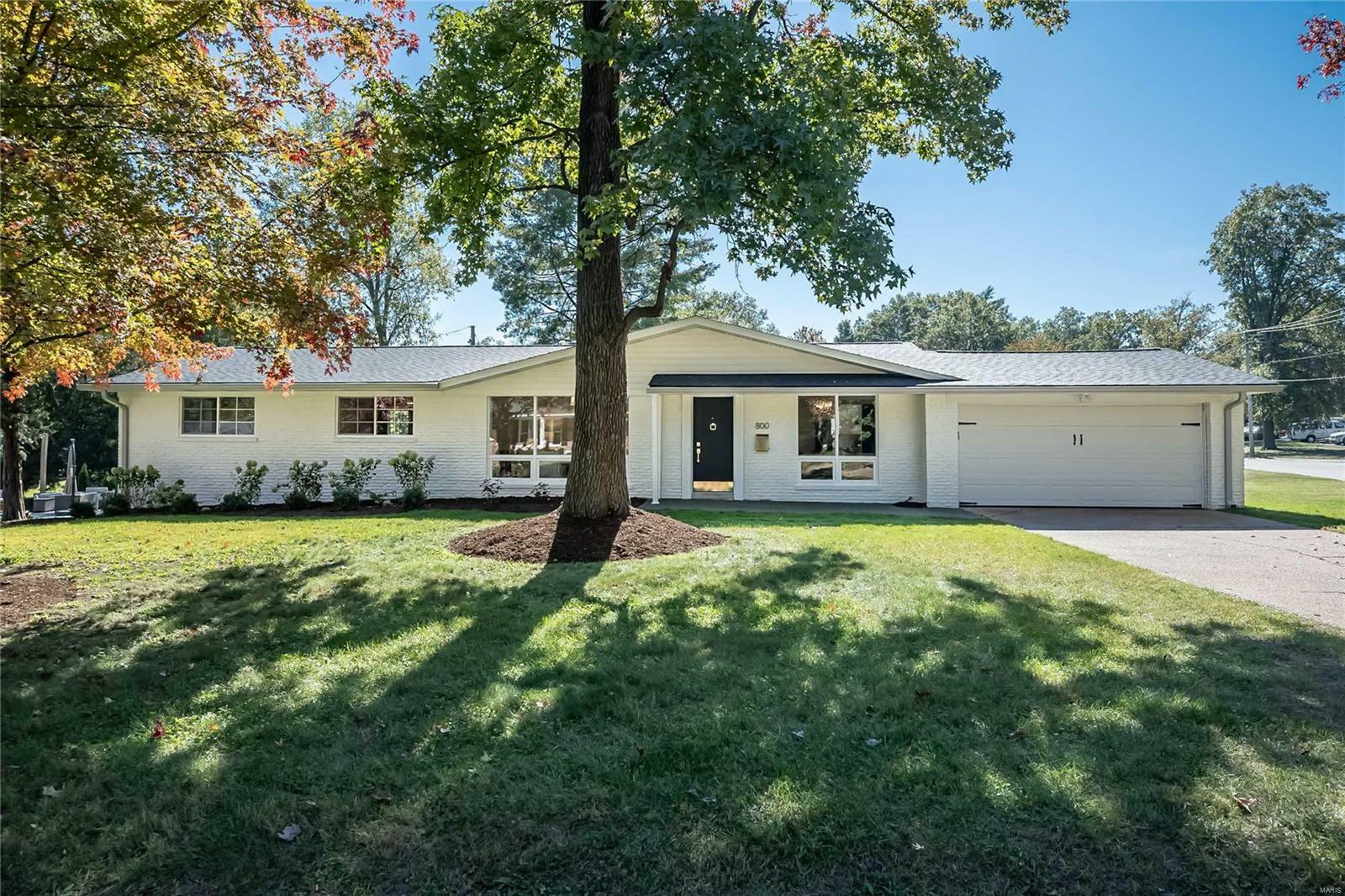 Property Photo: 800 Garland Place MO 63122