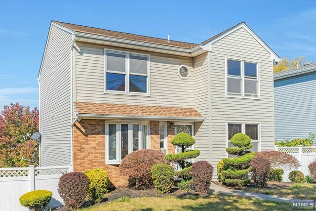 Property Photo:  243 Belgrove Drive  NJ 07032 