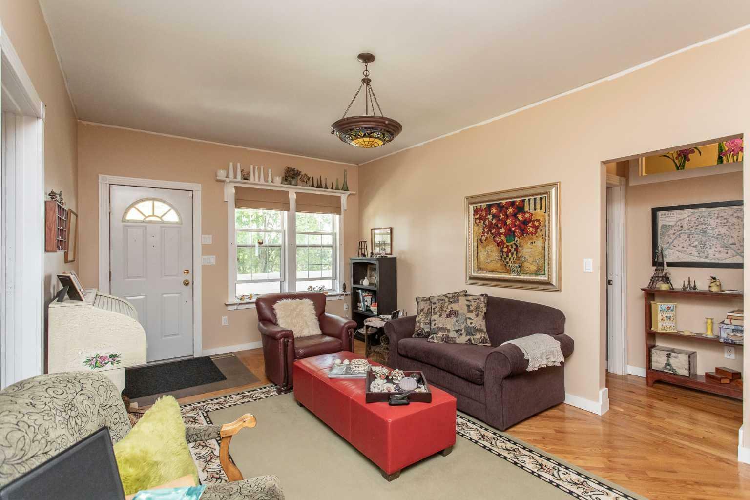 Property Photo:  4131 48 Avenue  AB T4G 1K1 