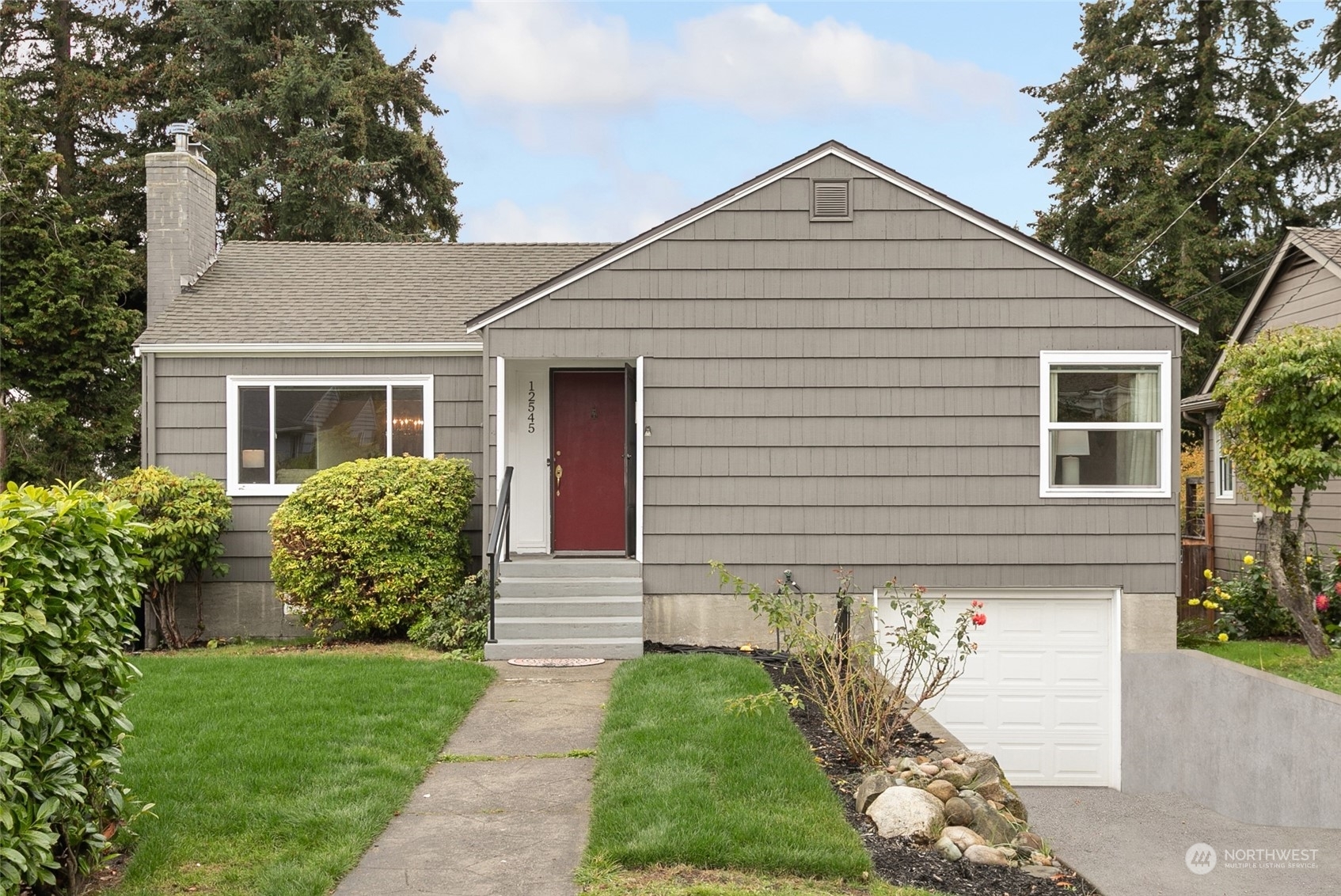 Property Photo:  12545 2nd Avenue NW  WA 98177 