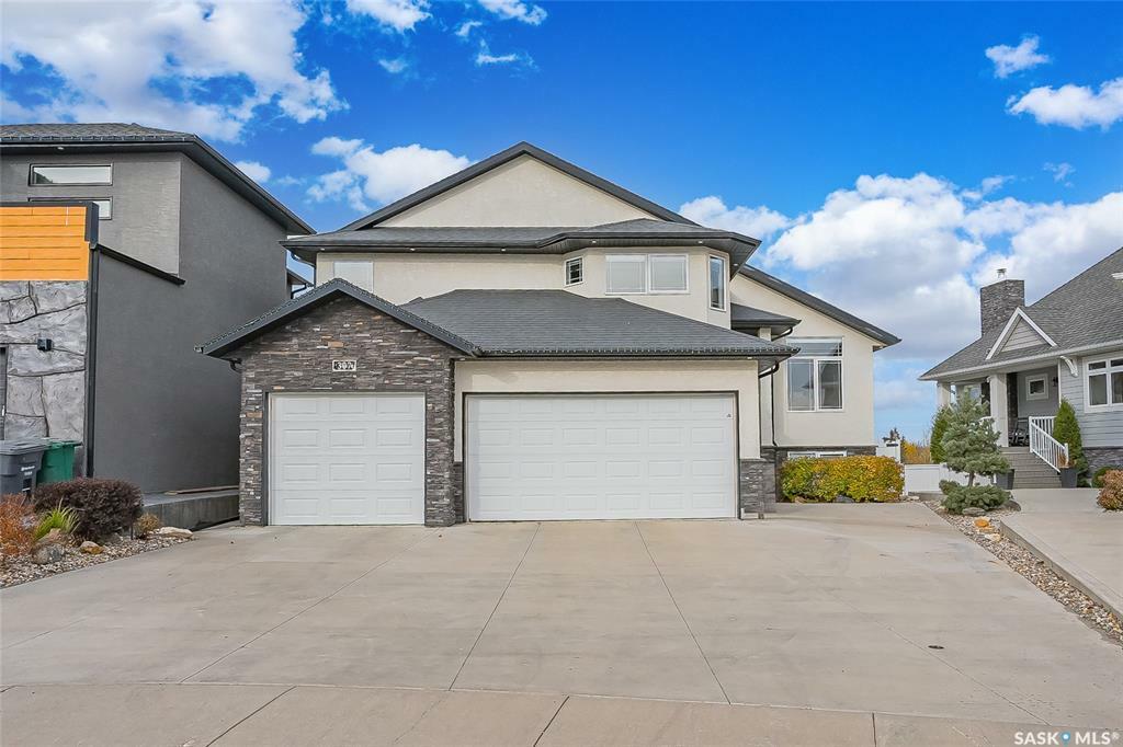 Property Photo:  307 Hastings Lane  SK S7V 0C8 