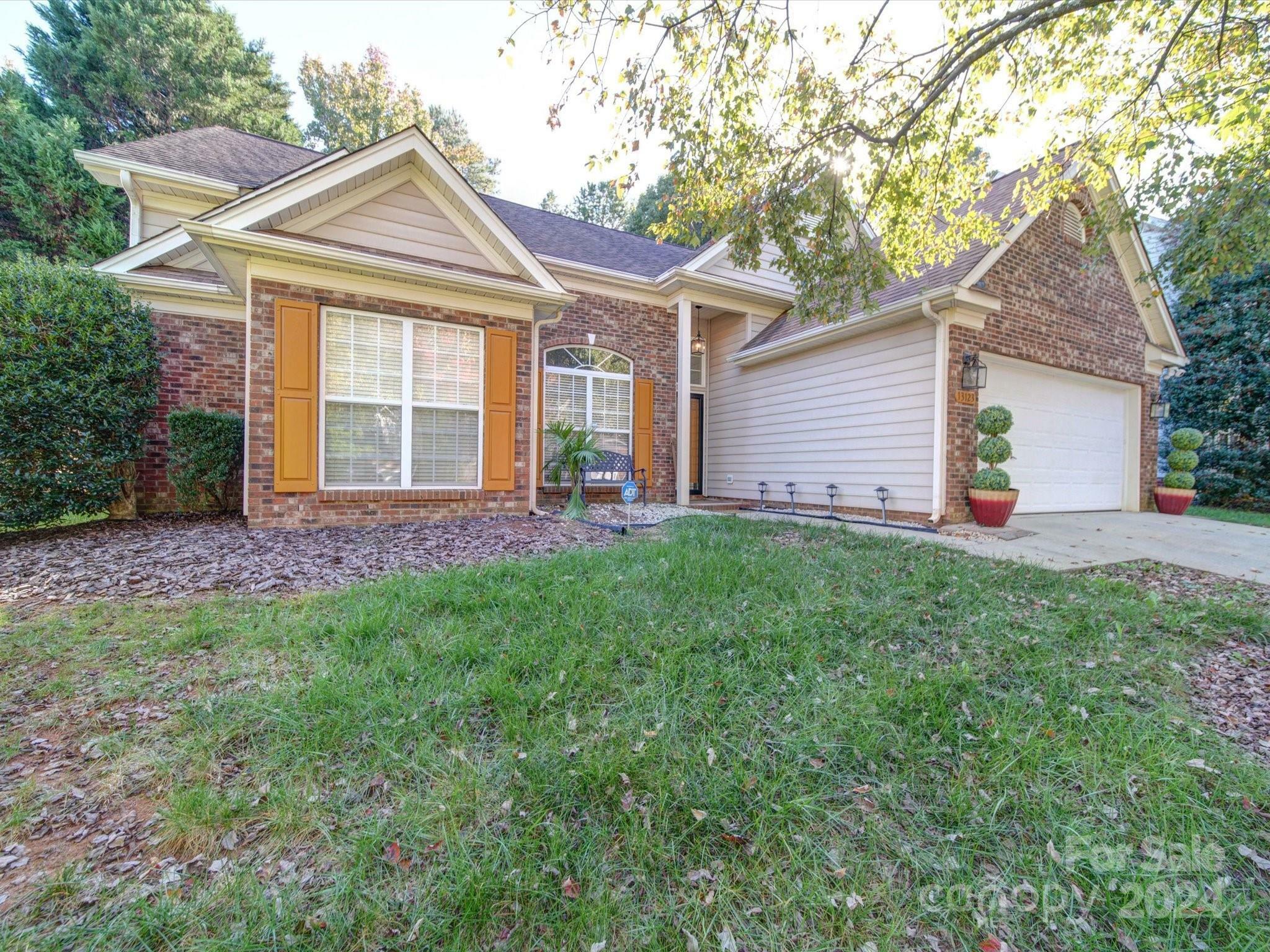 Property Photo:  13123 Asheford Woods Lane  NC 28278 