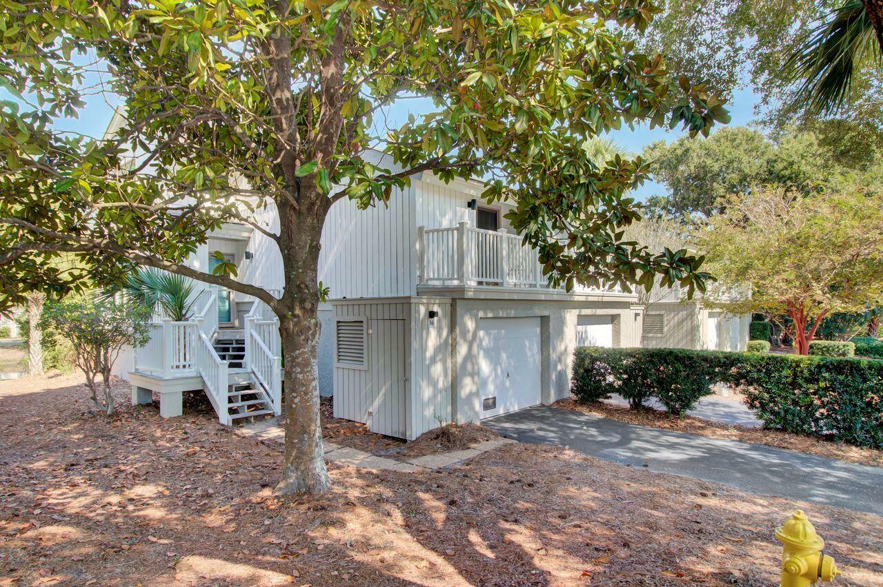 Property Photo:  36 Back Court  SC 29451 